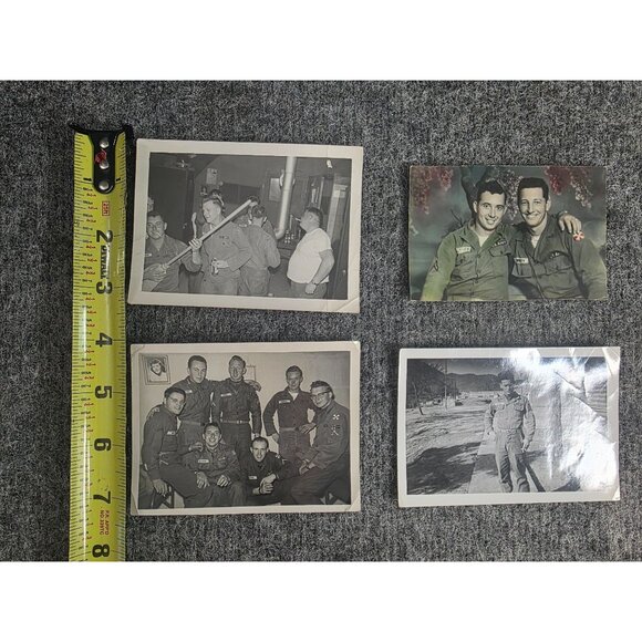 Vintage US Army Photo Lot of 4 Soldiers Socializing B&W & Color Works - Picture 2 of 7